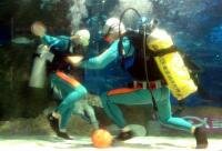 футбол под водой
